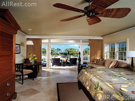 Old Bahama Bay 11
